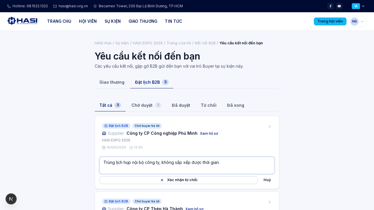 Thẻ yêu cầu với ô Lý do từ chối và nút Xác nhận từ chối