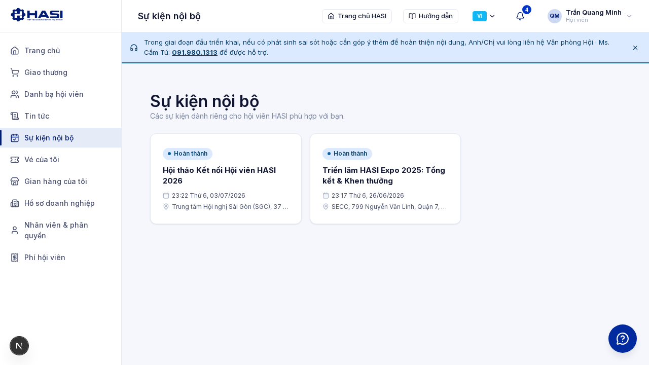 Trang Sự kiện nội bộ với tiêu đề, phụ đề và lưới thẻ sự kiện